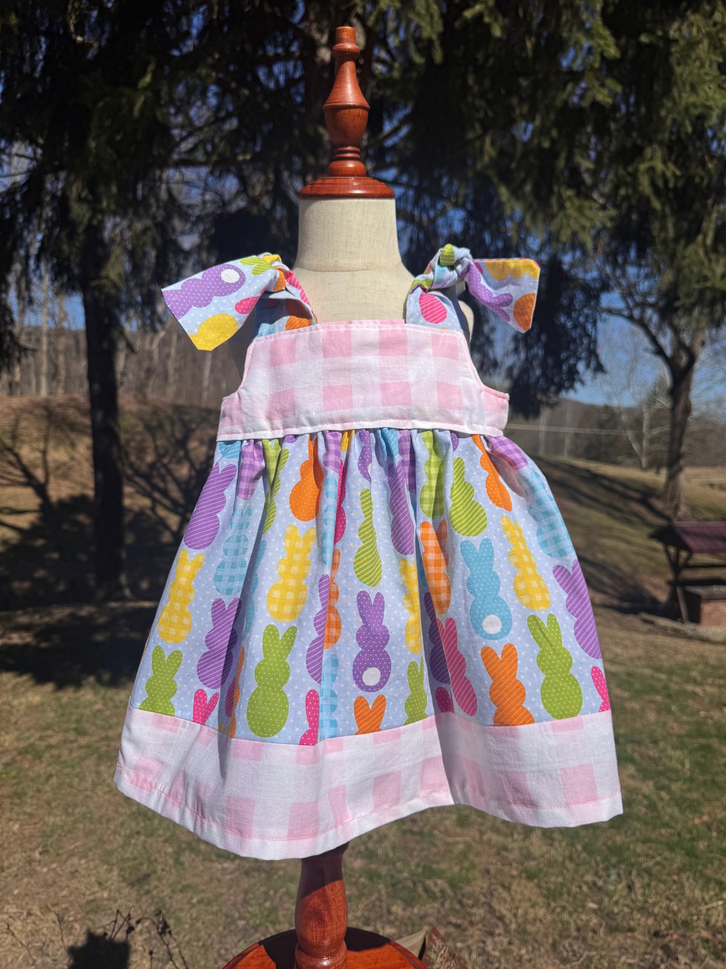 The Peggy - The Peep-a-boo